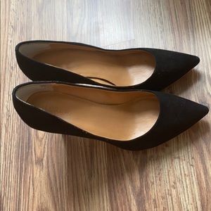 J crew Black Pump